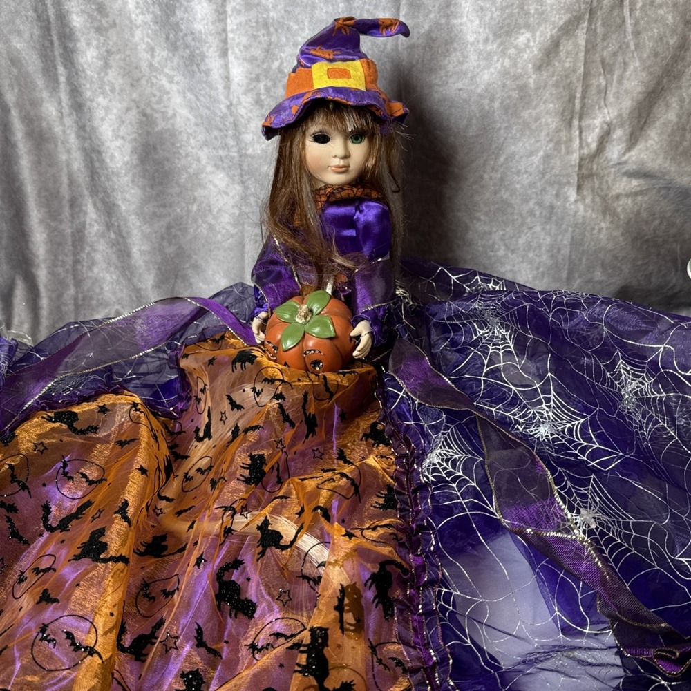 Vintage  FIBER OPTIC Shelf SITTING‎ WITCH CRACKER BARREL Halloween Decor **READ